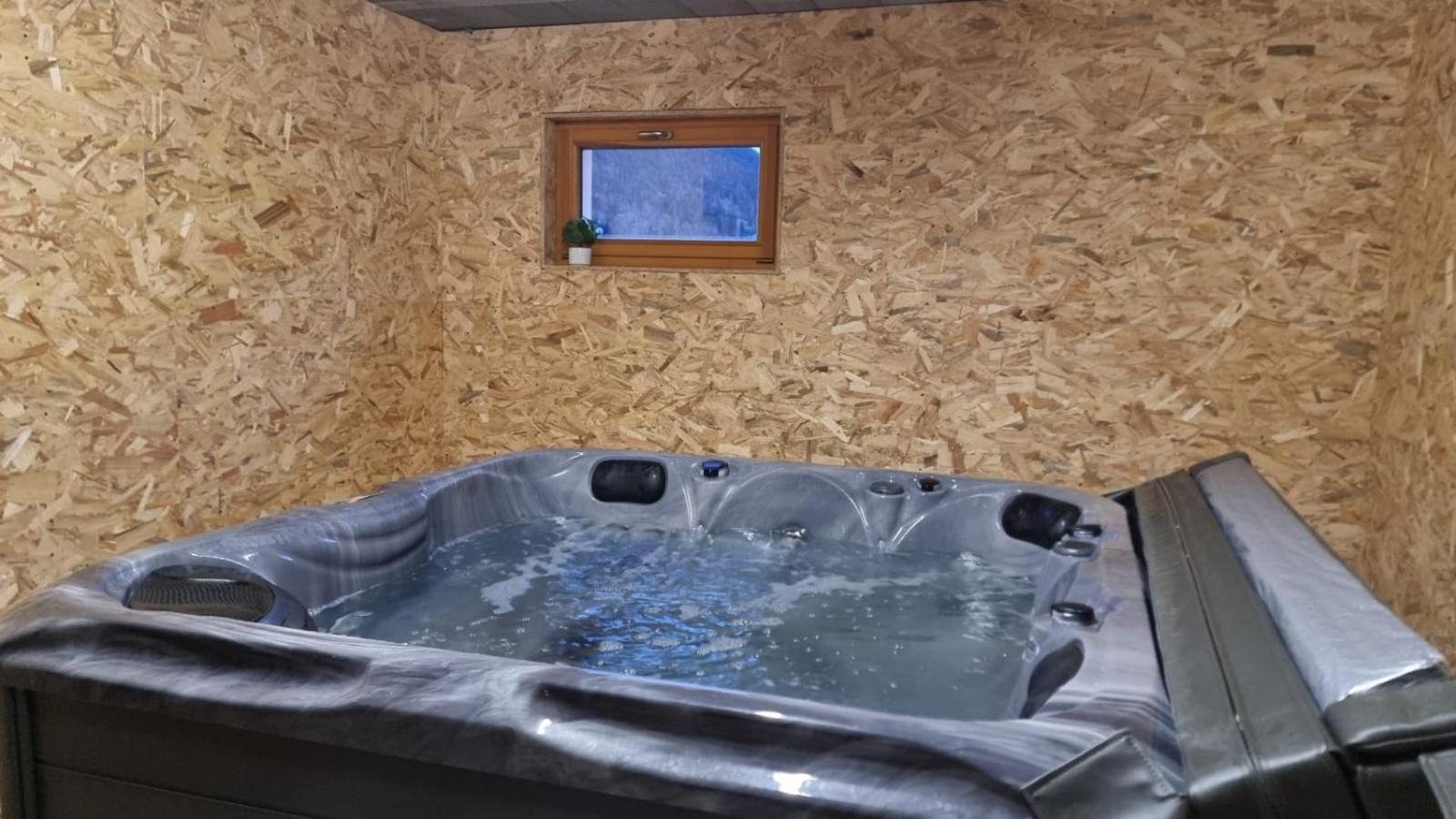 Les Randogodilleurs Avec Jacuzzi A 2Kms Des Pistes Et 350M Du Theatre Du Peuple ! Villa Bussang Exterior photo