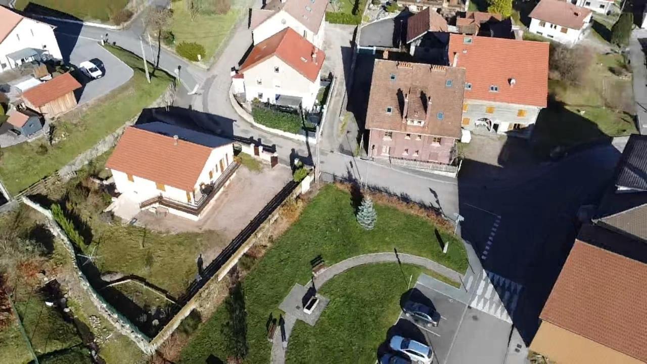 Les Randogodilleurs Avec Jacuzzi A 2Kms Des Pistes Et 350M Du Theatre Du Peuple ! Villa Bussang Exterior photo